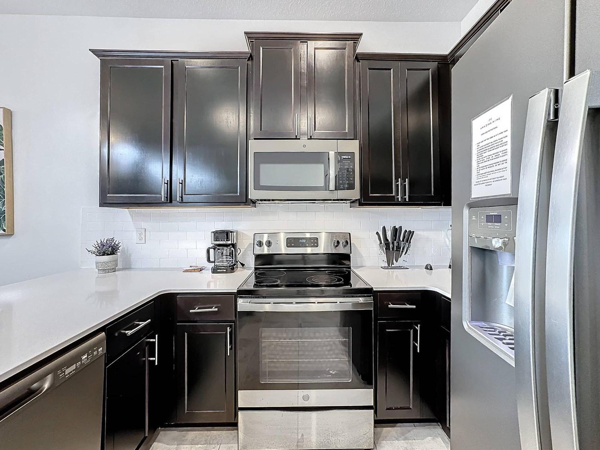 Incredible Thematic 2br With 2 Clubhouses Kissimmee